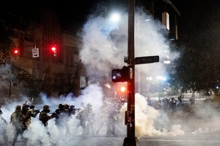 Portland Rioters Set Fire at Fed Courthouse; Tear Gas Used to Disperse Them