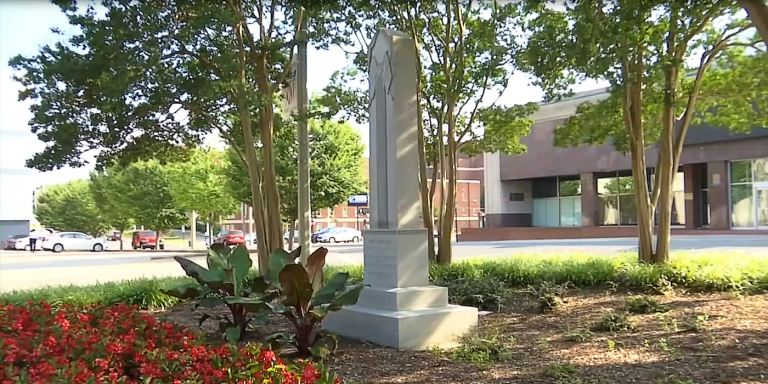 Va. Rioters Topple R.E. Lee Monument Already Slated for Removal