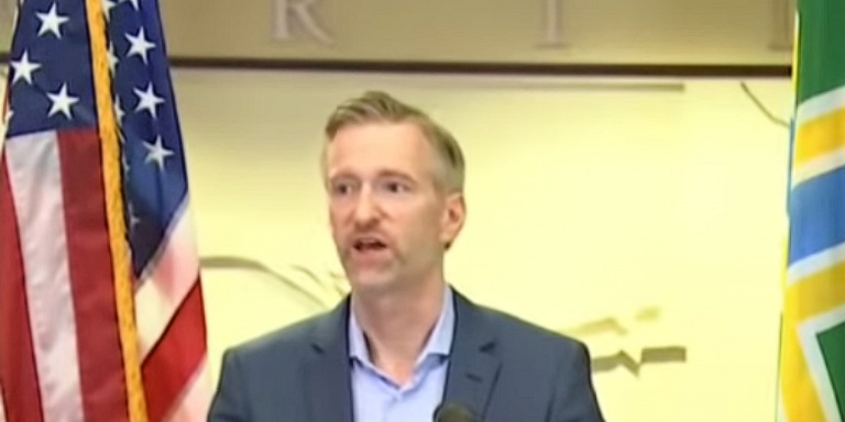 Portland Mayor Demands Sit-Down w/ DHS after Refusing to Meet Last Week