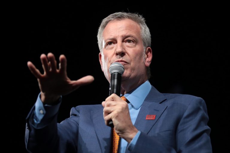 De Blasio Plans 22K City Employee Layoffs as Wife Enjoys 14-Person Staff