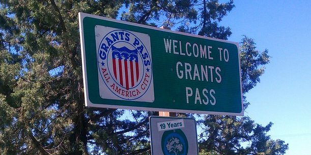 JUDGE: Homeless Can Occupy Parks — Cities CANNOT Fine or Remove Them