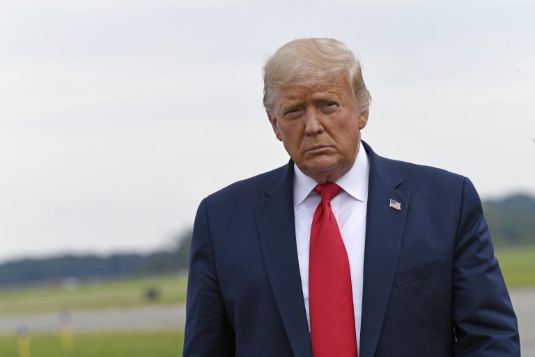 Trump Orders Chinese Owner of TikTok to Sell US Assets