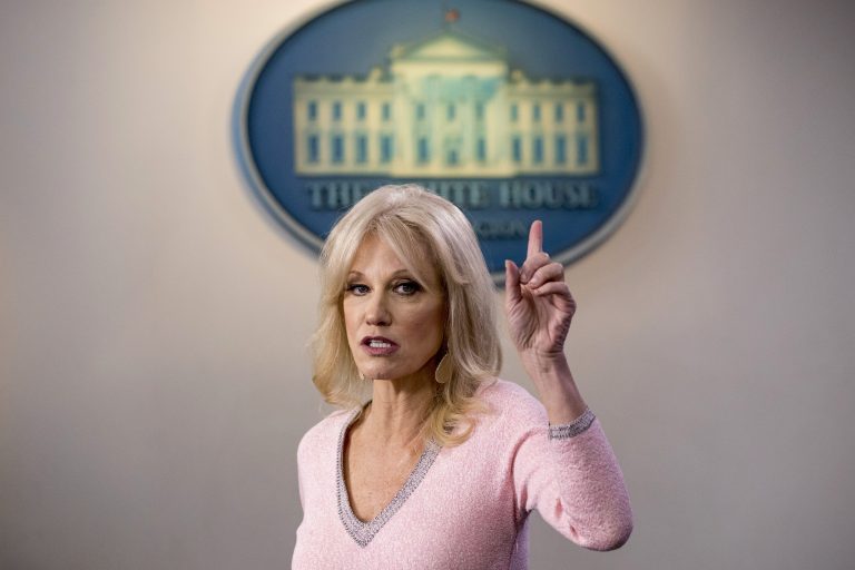 Kellyanne Conway to Leave White House at the End of August