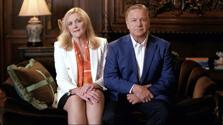 St. Louis Couple, in RNC Speech, Defend Show of Weapons