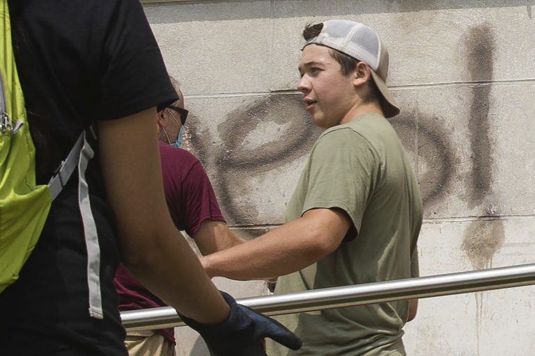GoFundMe Removes Fundraiser for Kyle Rittenhouse