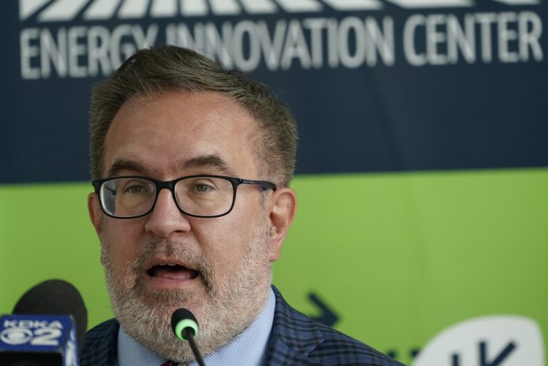 EPA Chief Pledges Clean Water & Air, Less Single-Issue ‘Virtue Signaling’