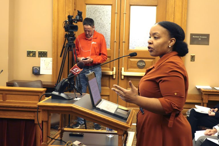 BLM Activists Pressure Lawmakers to Outlaw ‘Hair Discrimination’ Against Afros, Dreads, Cornrows