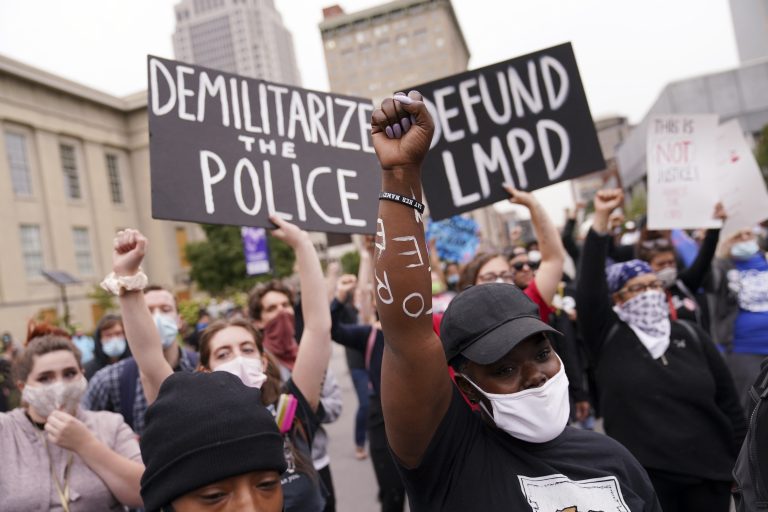 Officials Plead for Calm Amid Violence over Breonna Taylor Case