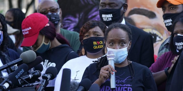 Louisville Dems Deflect on Breonna Taylor Riots as Officer Pleads Not Guilty