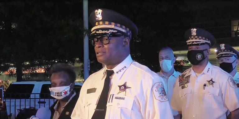 FBI Warns Chicago Cops That Gangs Have Pledged to ‘Shoot’ Them ‘on-Sight’