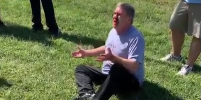 Men Beat Convicted Sex Offender Who Peeped on 15-Year-Old Girl in Bathroom