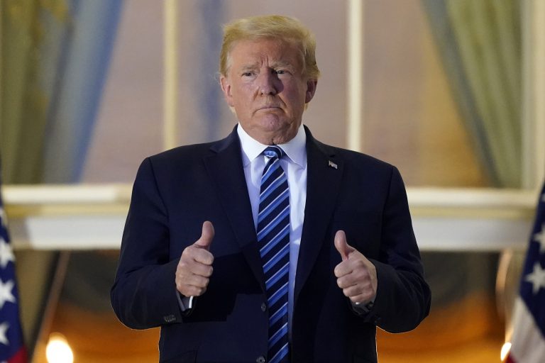 Trump Resumes Work Back at White House