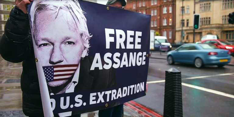 Assange Agreed to Destroy Unpublished Wikileaks Material as Part of Plea Deal