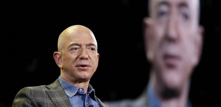 Jeff Bezos’s Rocket Explodes, Sparking Investigation
