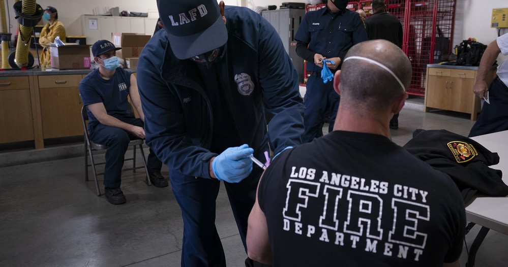 Police Officers & First Responders Resisting COVID Vaccine & Local Mandates | Headline USA