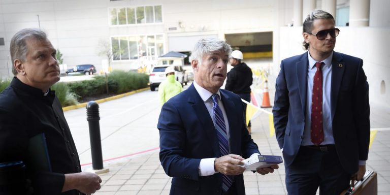 Right-Wing Provocateur Milo Yiannopoulos Detained by ICE