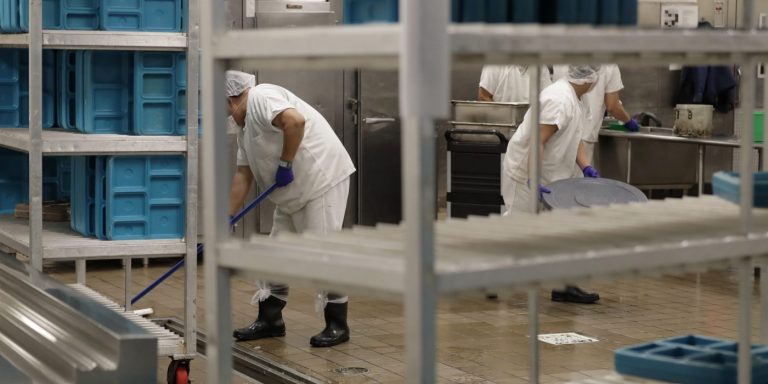 Republican Mayor Doesn’t Want ICE Facility in His Town