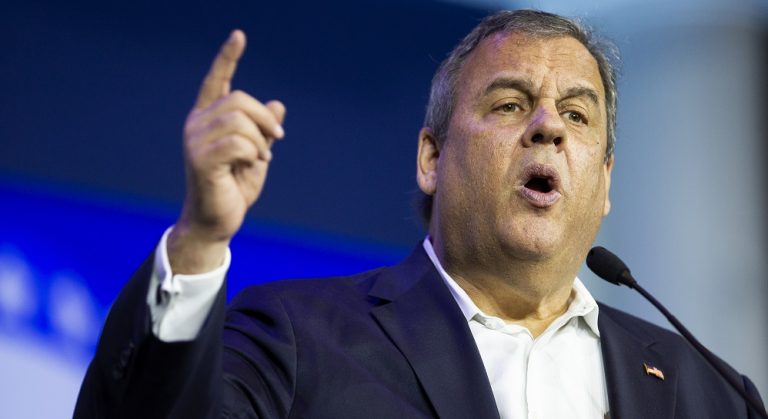 Chris Christie Says He Made a ‘Mistake’ Endorsing Trump in 2016