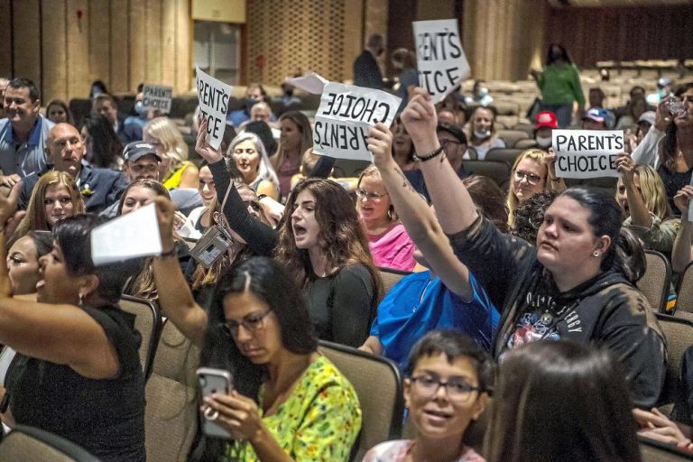 SCOOP: FBI Releases File on Moms for Liberty; Group Member Reacts