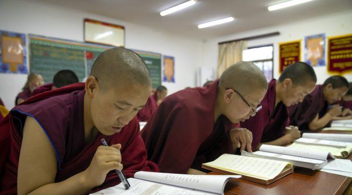 Tibetan Buddhist nuns