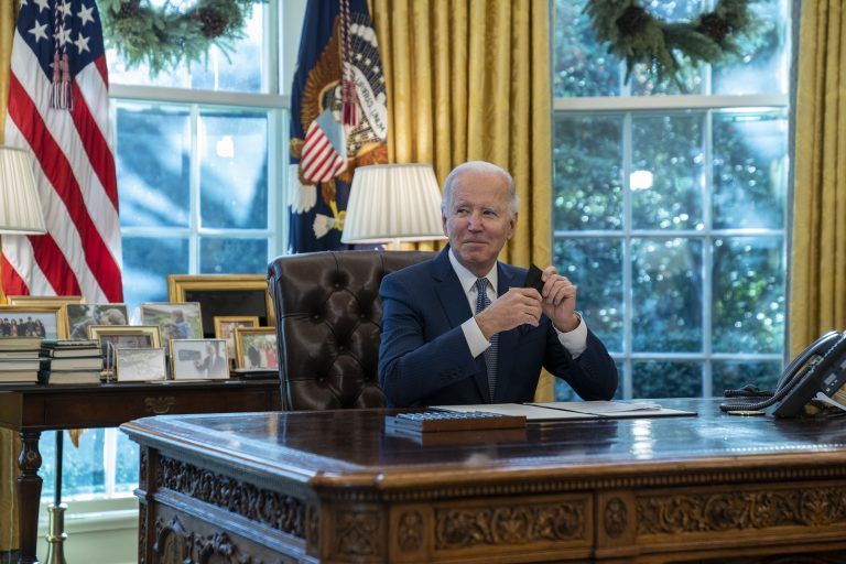 Biden OKs Biggest Federal Pay Raise in Four Decades
