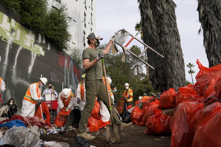 L.A. Officials Reject Newsom Order to Clear Out Homeless Encampments