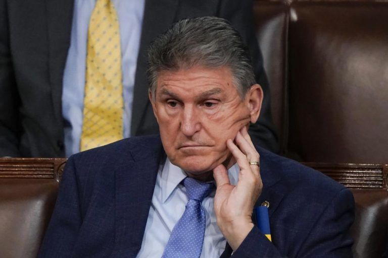 Manchin Says He Won’t Challenge Kamala for the Dem Nomination