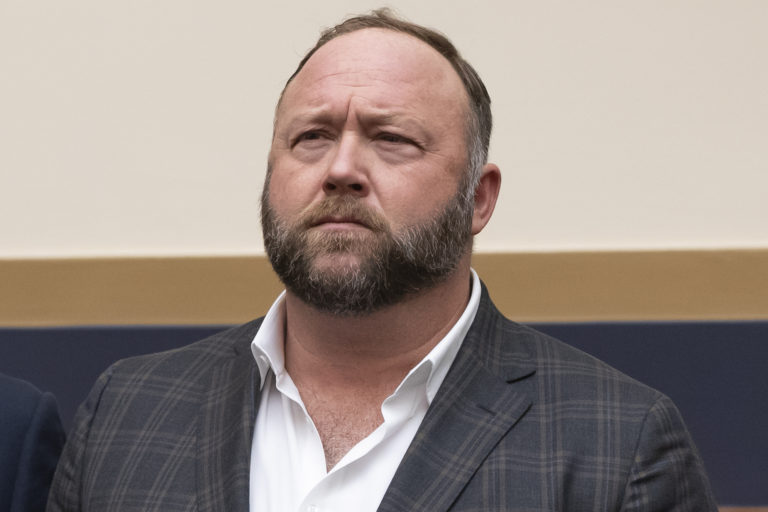 Alex Jones’s Shocking Weight Loss Sparks Questions: ‘I Miss the Old Alex’