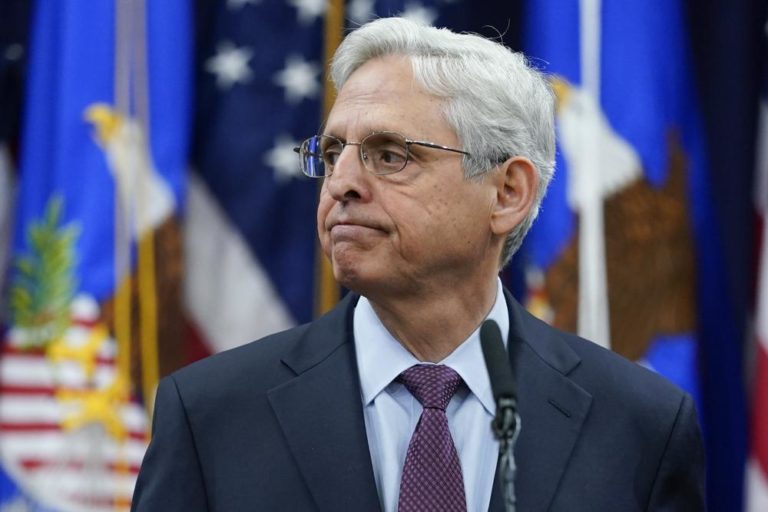 DOJ Flips Off SCOTUS, Pushes Forward with Obstruction Charges