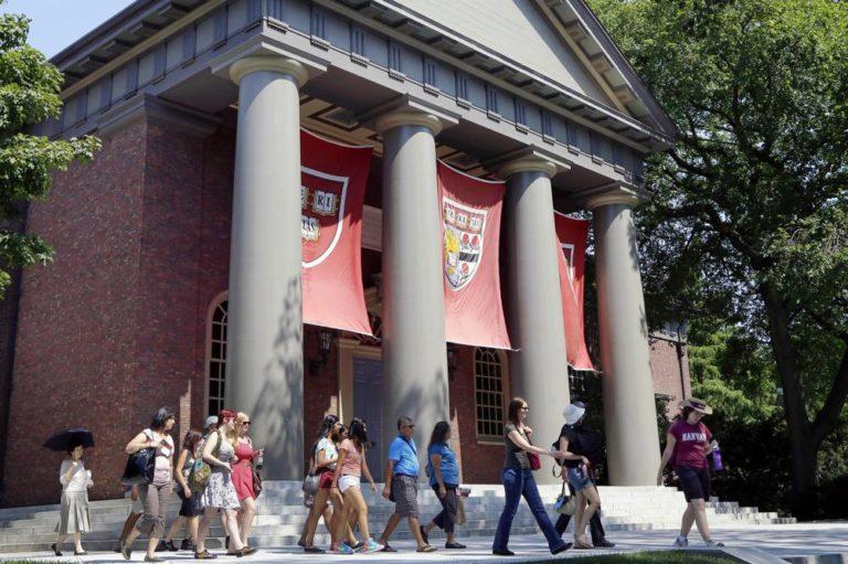 8 Children Have Seizures at Same Time at Harvard Square Concert