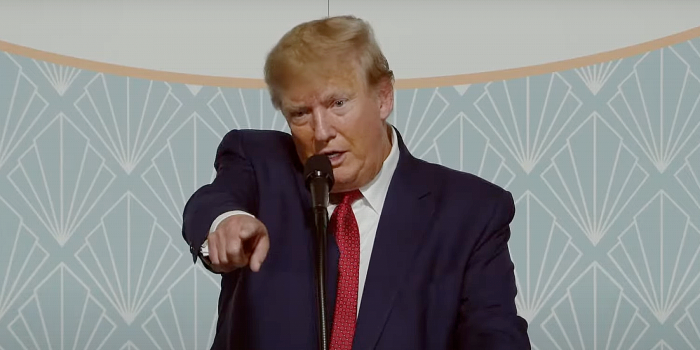 Trump’s ‘Rot in Hell’ Christmas Message Befuddles and Bemuses