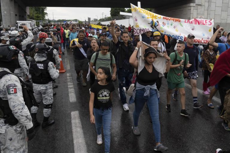 Caravan of Illegals Rushing to U.S. Border Before November’s Election