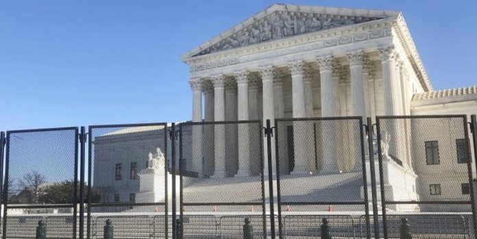 Supreme Court fencing