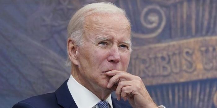 Sleepy Joe Biden Leaves House for 1st Time Since Getting COVID | Headline USA