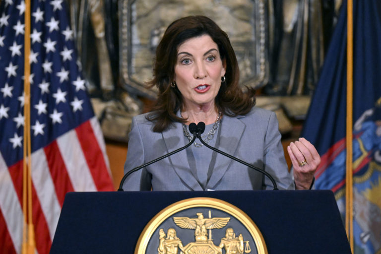 Hochul Endorses Mamdani in NYC Mayoral Race