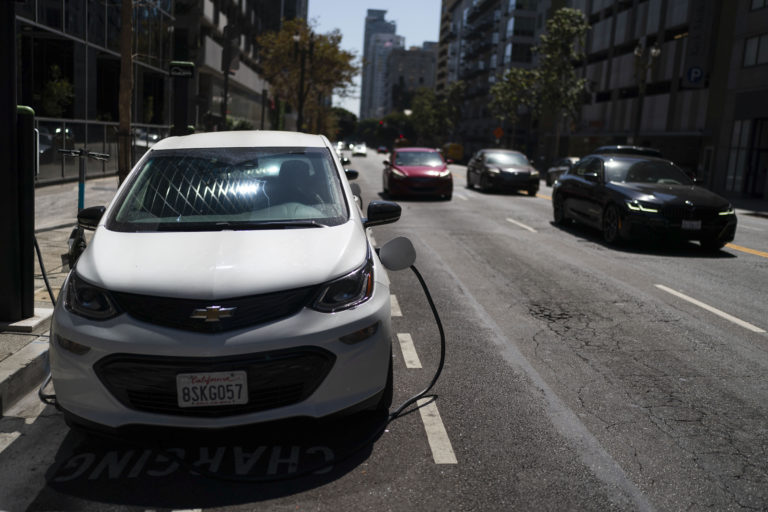 Auto Debt Hits $1.68 Trillion as Car Payments Crush Americans