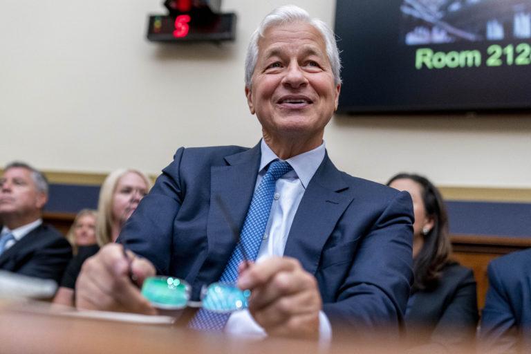 Jamie Dimon Warns Trump on Federal Reserve Independence