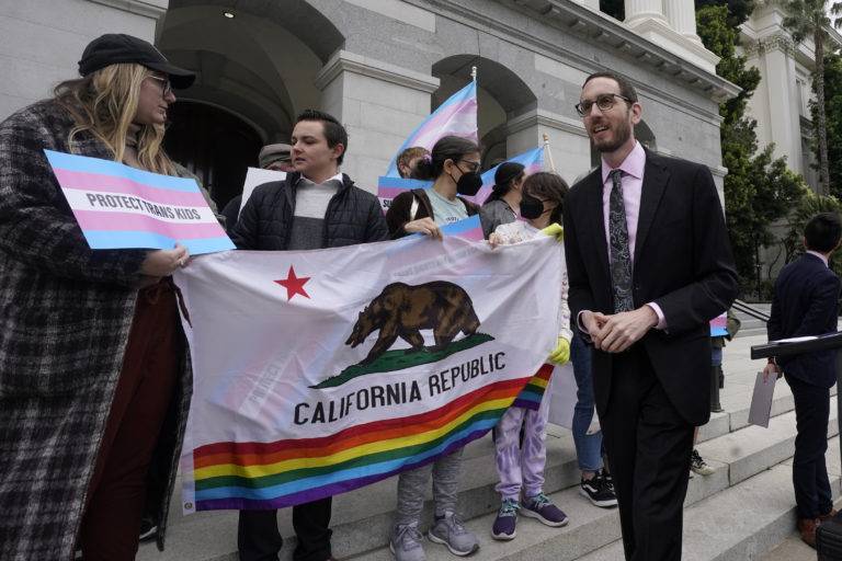 Calif. Training Judges to Question Fitness of Non-Gender-Affirming Parents