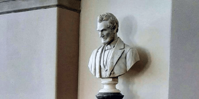 Cancel-Culture Fail: Lincoln Bust Restored to Cornell University - Headline USA