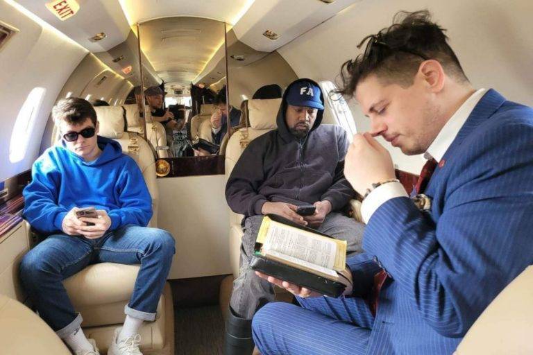 Right-Wing Provocateur Milo Yiannopoulos Deported