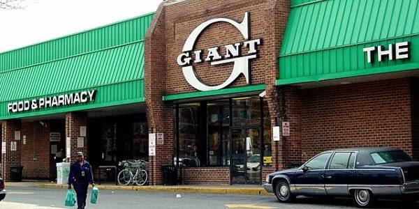Giant Food store