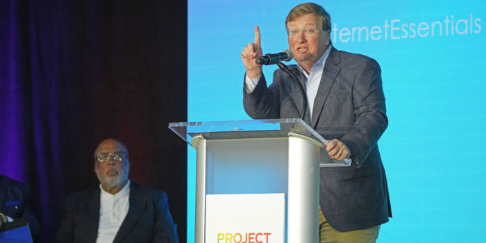 Tate Reeves, Bennie Thompson