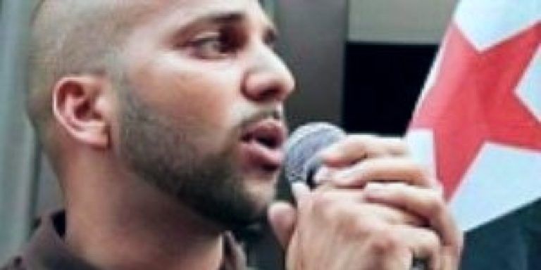 United Suspends Pilot Who Defended Hamas Attack in Facebook Post