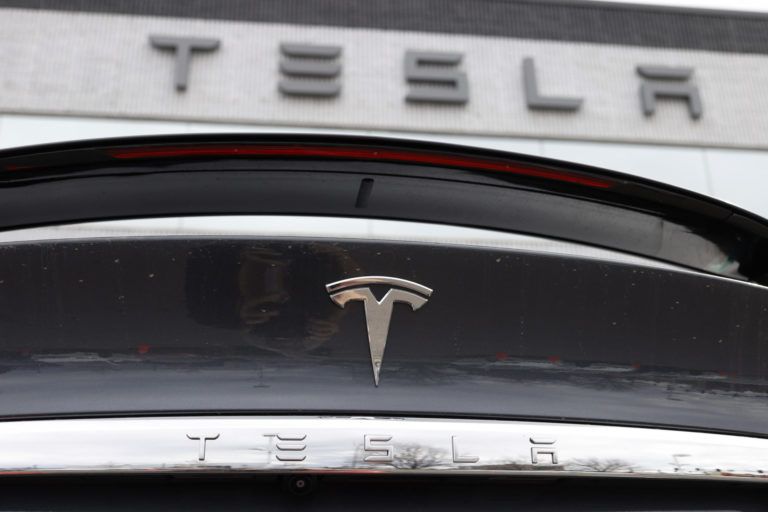 Tesla Slams Into a Texas Home, Killing a 76-Year-Old
