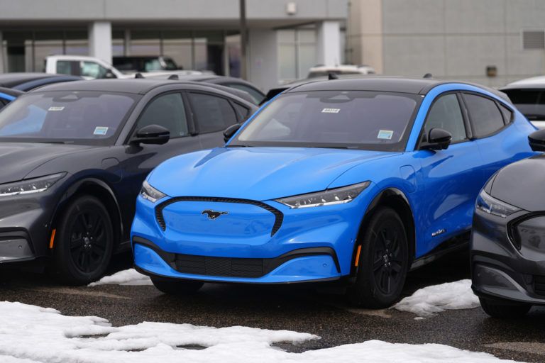Auto-Dealers Urge Biden to Halt EPA’s Draconian Emissions Standards