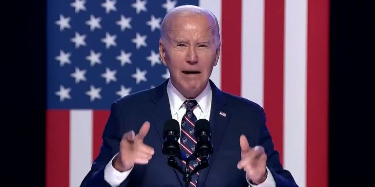 Democrats ‘Biden-Proof’ Campaigns amid Potential 2024 Defeat, Tanking Polls