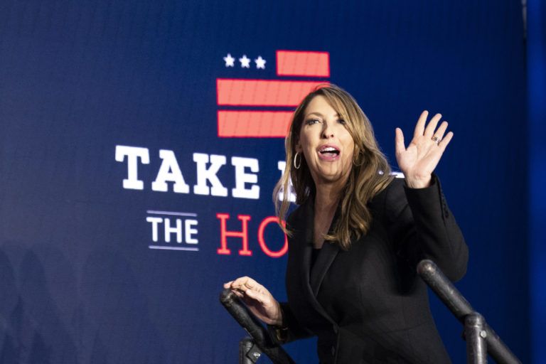 MURDOCK: Crybaby Journos Gave NBC Brass the Bird
