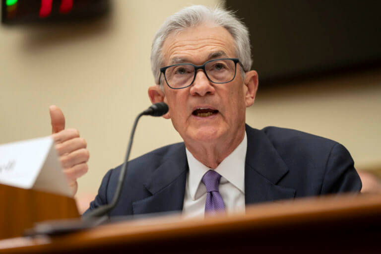 Powell Holds Ground before Congress amid Pressure from Trump