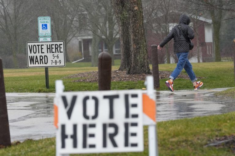 Democrats Second-Guessing Voter-Registration Efforts as Trump Base Grows