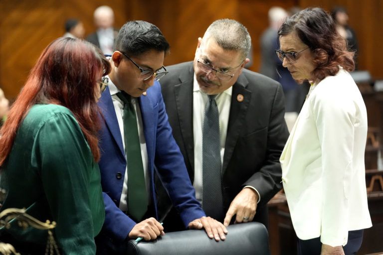 Ariz. Dems Clear Path to Vote on Repeal of State’s Near-Total Abortion Ban